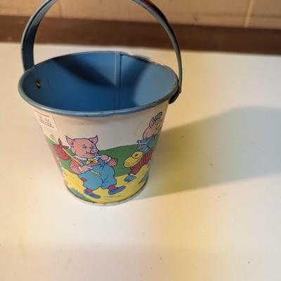 Vintage Fairytale Three Little Pigs Tin Sand Bucket