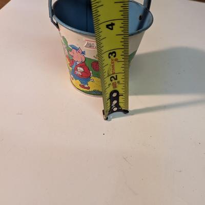 Vintage Fairytale Three Little Pigs Tin Sand Bucket