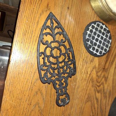 Cast iron Trivet