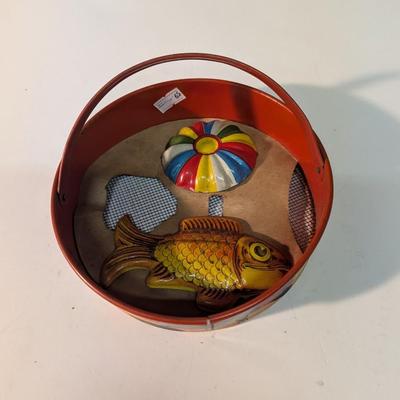 Vintage Art Litho Sand Sifter With Handle
