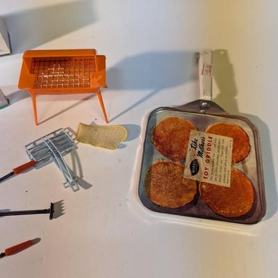 Vintage Miniature Kitchen Utensils Grill & Sink