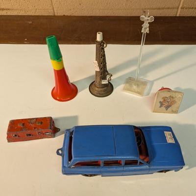 Antique Processed Plastic Aurora Car Collectibles Clown Night Light