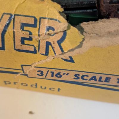 Skyline Train Building & 3/16" Scale Tracks