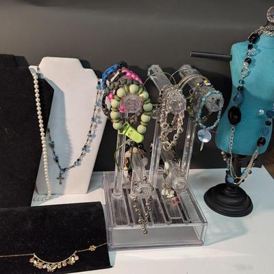 Jewelry Display Stands Jewelry Included