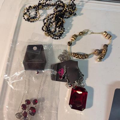 Assortment Of Costume Jewelry (see all pictures)
