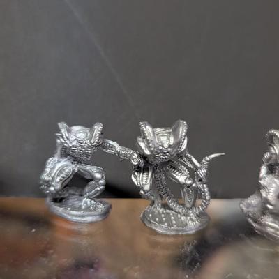 Vintage Miniature Pewter Alien Warrior Figures TM Fox