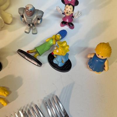 Vintage Figurines Pillsbury Dough Doll Child's Utensils
