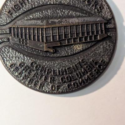 Antique Collector Items Fighting Gamecocks Coin
