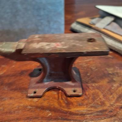 Small Anvil