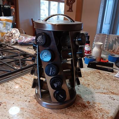 ROTATING SPICE RACK WITH SPICES