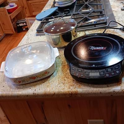 NUWAVE INDUCTION COOKTOP AND SAUCEPAN PLUS A CORNING WARE CASSEROLE DISH