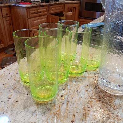 PLASTIC DRINKING TUMBLERS AND PITCHER