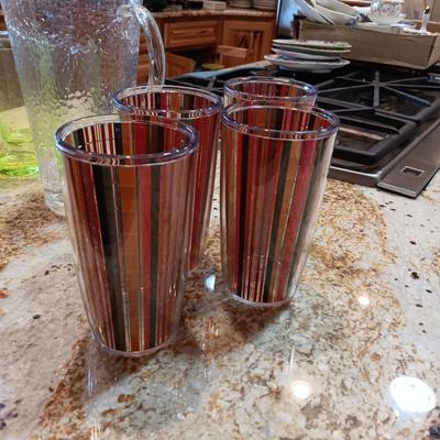 PLASTIC DRINKING TUMBLERS AND PITCHER