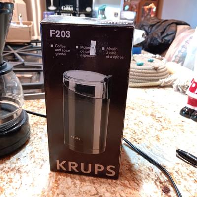 2 CUP COFFEE MAKER, KRUPS COFFEE BEAN GRINDER AND 4 TRAVEL MUGS