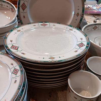 HUGE SET OF STUDIO NOVA SW STYLE DINNERWARE W/EXTRAS