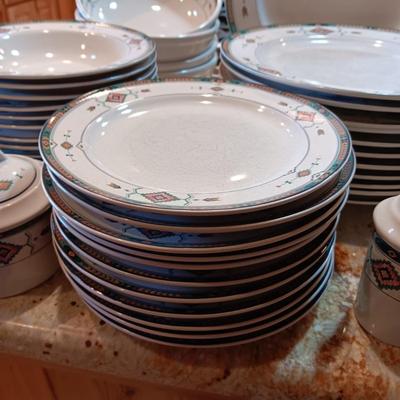 HUGE SET OF STUDIO NOVA SW STYLE DINNERWARE W/EXTRAS