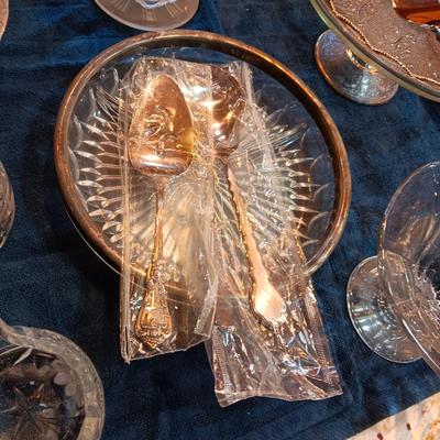 CRYSTAL AND GLASS SERVING PIECES