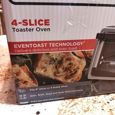 NEW BLACK & DECKER 4 SLICE TOASTER OVEN