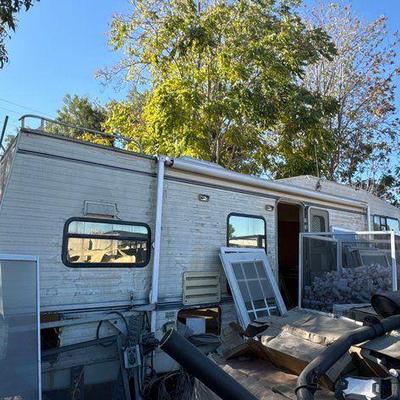 #240 • 1994 Western Recreational Vehicles Alpenlite Riviera 29RK Trailer
