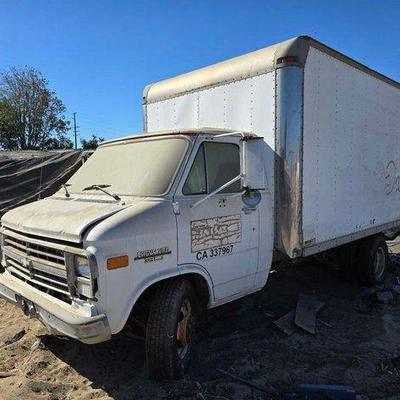 #302 • 1991 Chevrolet G30 Box Van
