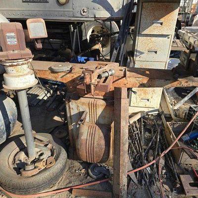 #2054 • Craftsman Split Phase Grinder on Stand and Bench Vise
