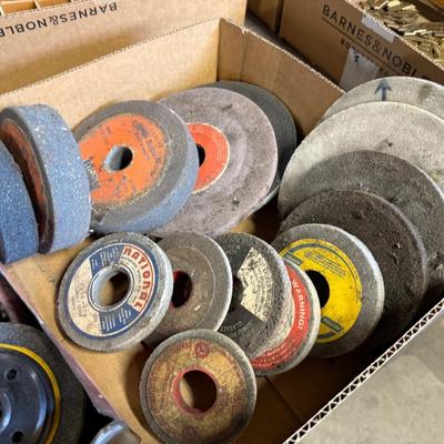 Box of about 20 Grinding Wheels in various sizes