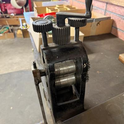 Steel metal press w/handle