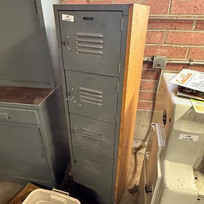 Gray Metal 5 door Upright Lockers
