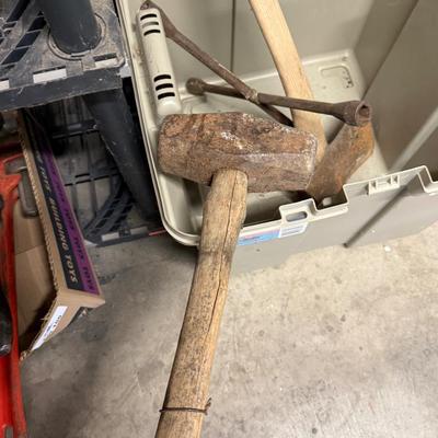 Plastic Storage Bin with Sledge Hammer / Axe / Lug Nut Tool