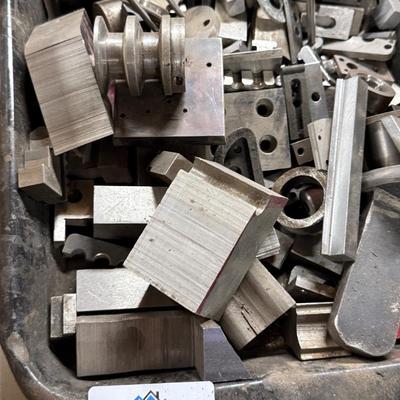 Sale Photo Thumbnail #496: Various steel milling components & other metal as shown 