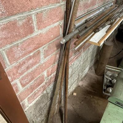 Lot of various scrap metal pieces – Steel & aluminum 5" bar stock + more