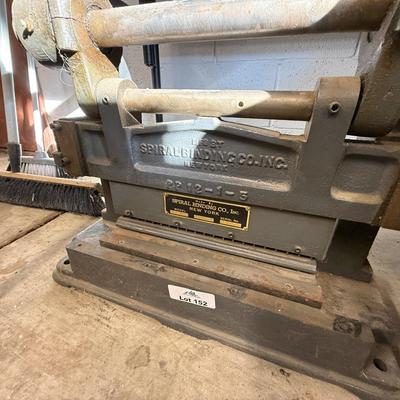 Vintage Spiral Binding Co. Model PD12-000