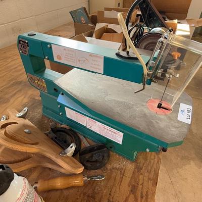Grizzly Model G0536 16” Electric Scroll Saw