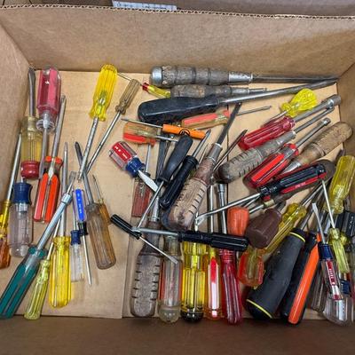 Box of various sized/types of Screwdrivers & a few nut drivers