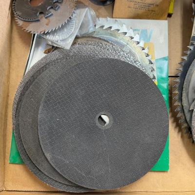 Box of various sized cutting & saw blades