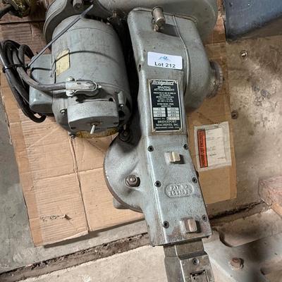 Bridgeport Shaping Attachment