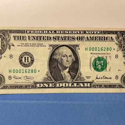 SERIES 2001 ***STAR*** FRN AU CONDITION H00016280* AS PICTURED. FREE DOMESTIC SHIPPING.