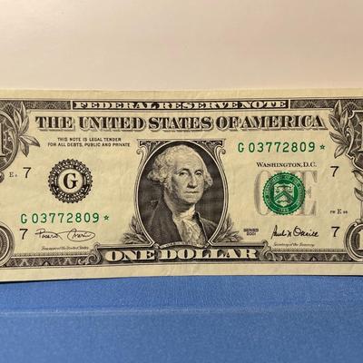 SERIES 2001 ***STAR*** FRN AU CONDITION G03772809* AS PICTURED. FREE DOMESTIC SHIPPING.