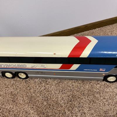 28” long greyhound bus