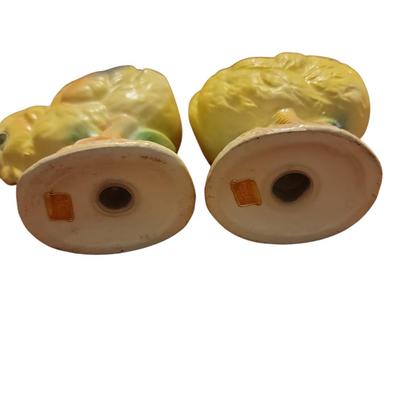 Vtg Yellow chicks salt and pepper shakers