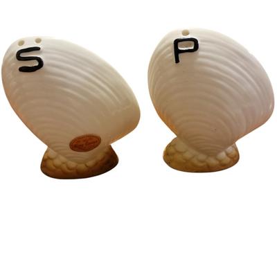 Vtg Bone China seashell salt and pepper shakers