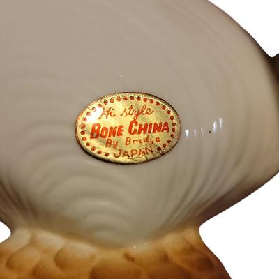 Vtg Bone China seashell salt and pepper shakers