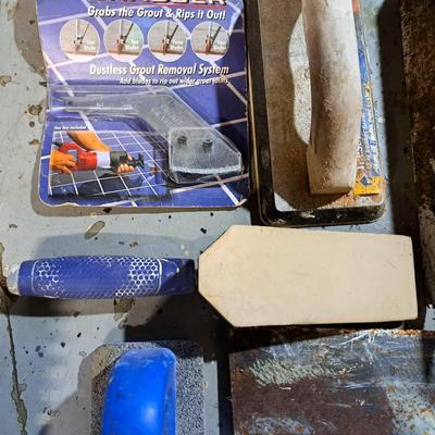 Large Bucket of Drywall & Grout Tools (B1-SD)