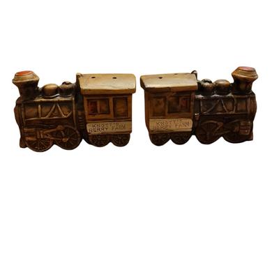 Vtg train salt and pepper shakers from Knott's Berry Farm