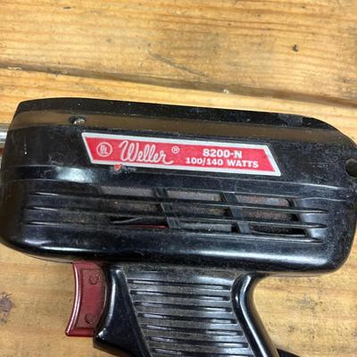 8” Gear Puller & More Tools (B3-MG)