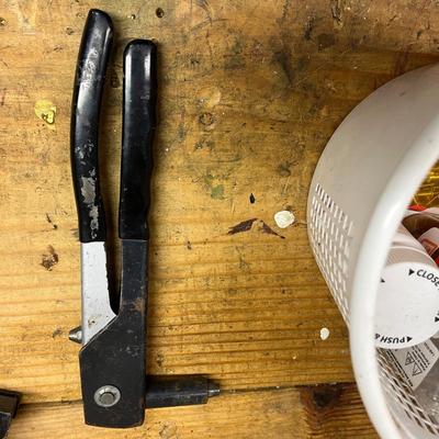 8” Gear Puller & More Tools (B3-MG)