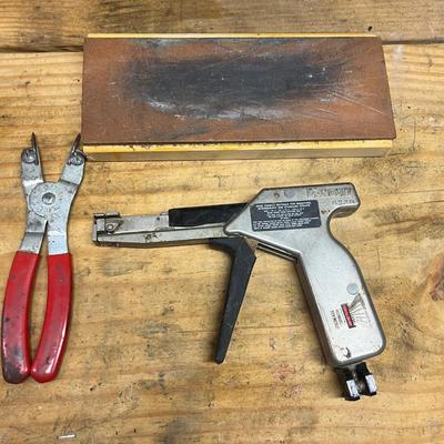 8” Gear Puller & More Tools (B3-MG)