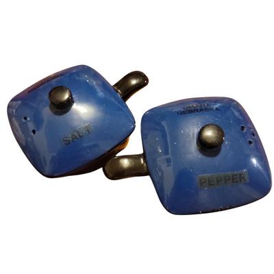 Big blue kitchen pan salt and pepper shakers