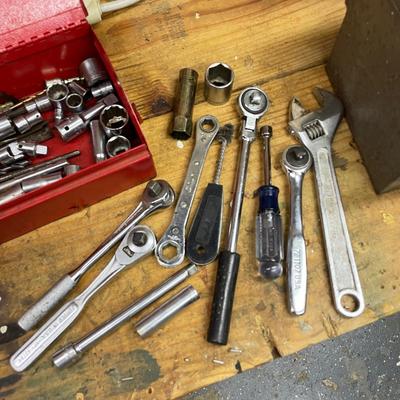 Sockets & Metal Toolboxes (B3-SS)