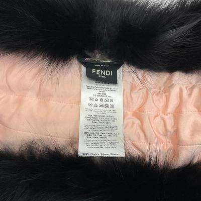 351 FENDI Black and Pink Stole Wrap